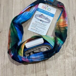 NWT BANDI Large Pocket Belt - Vibrant Abstract Print - Fits iPhone/Plus